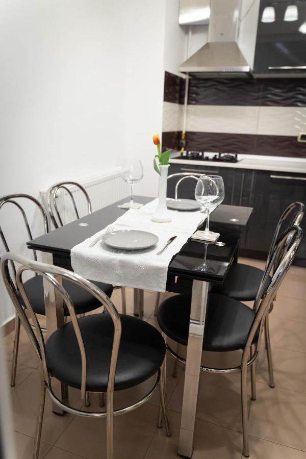 Isaran Coresi Apartment Брашов Экстерьер фото