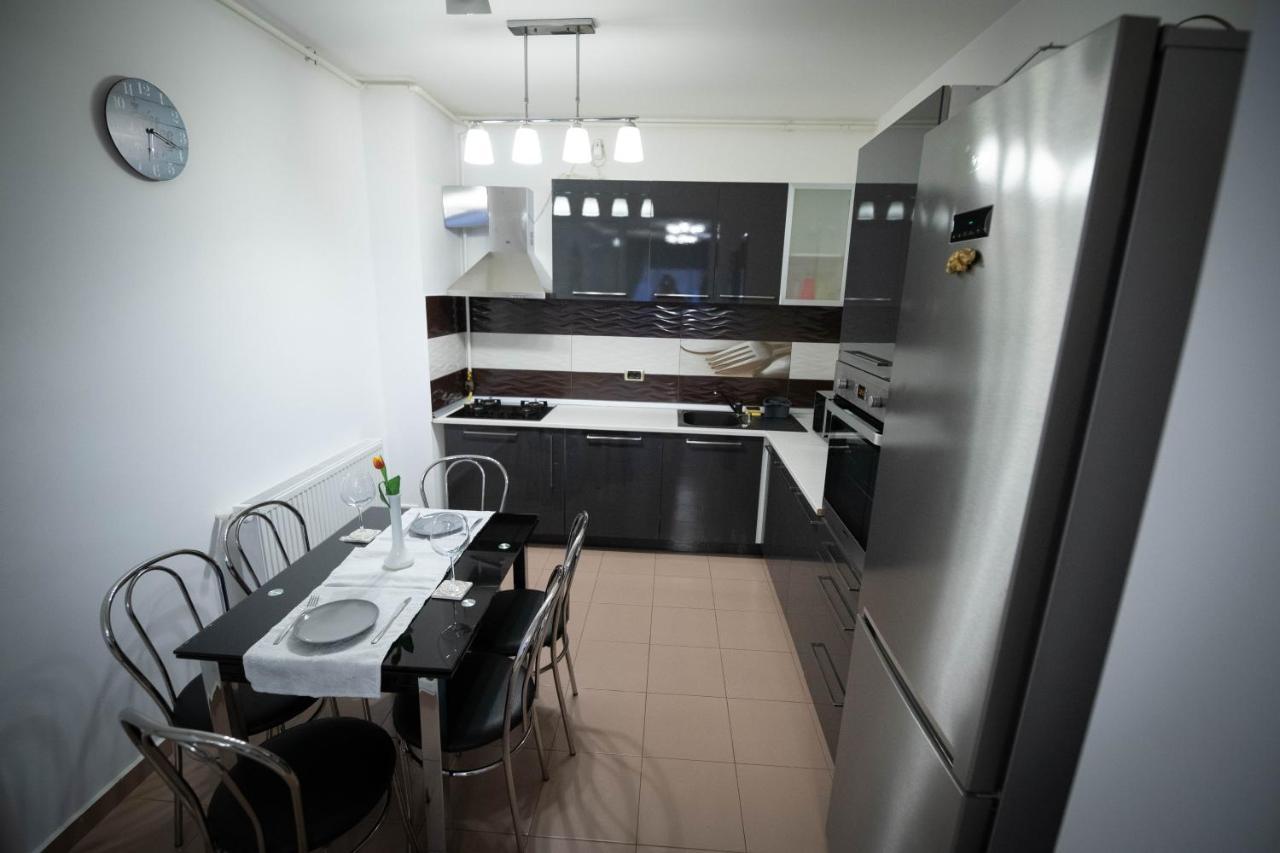 Isaran Coresi Apartment Брашов Экстерьер фото